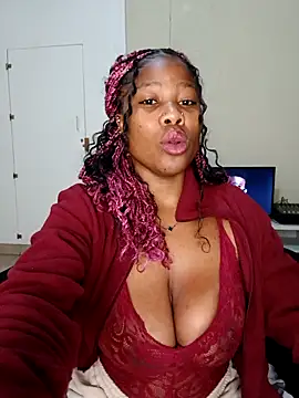 PerfectionBerrie online show from November 7, 2025, 6:07 am