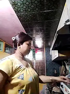 Bengaliboudi143 online show from February 21, 2025, 7:23 am