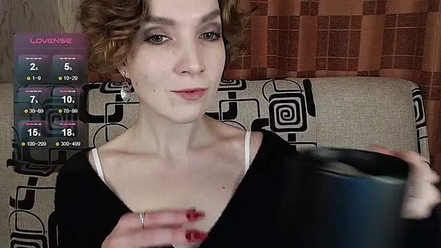 Snapshot of TinaWince chatting on February 2, 2026, 4:33 am TinaWince online show from February 2, 2026, 4:33 am