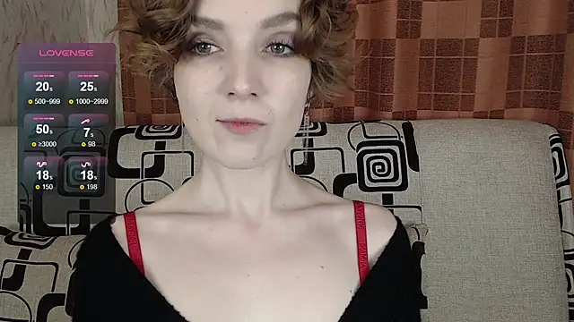 Snapshot of TinaWince chatting on February 14, 2026, 4:45 am TinaWince online show from February 14, 2026, 4:45 am