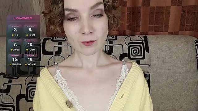 Snapshot of TinaWince chatting on February 13, 2026, 3:28 am TinaWince online show from February 13, 2026, 3:28 am