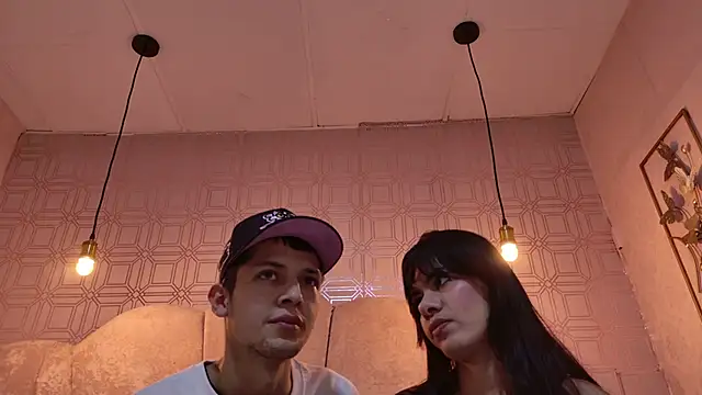 kendalltaylorr online show from October 22, 2025, 12:15 pm