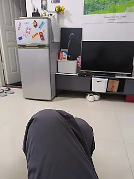 Snapshot of sweet--mm chatting on November 19, 2025, 9:31 am sweet--mm online show from November 19, 2025, 9:31 am