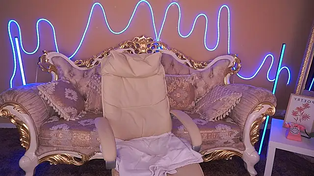 ArianaDarkk online show from November 8, 2025, 5:00 am