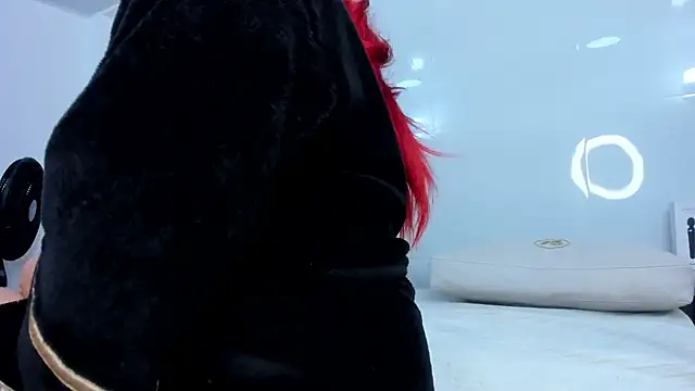 Snapshot of Dalia-Prada chatting on September 27, 2025, 4:29 am Dalia-Prada online show from September 27, 2025, 4:29 am