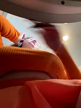 Snapshot of Teya_moon_ chatting on October 9, 2025, 3:40 am Teya moon  online show from October 9, 2025, 3:40 am