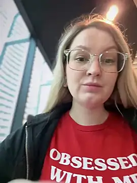 Snapshot of Teya_moon_ chatting on February 26, 2025, 12:38 pm Teya moon  online show from February 26, 2025, 12:38 pm