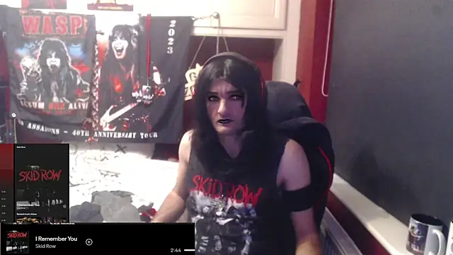 Snapshot of Rocker_Assassin66630 chatting on December 19, 2025, 5:15 pm Rocker Assassin66630 online show from December 19, 2025, 5:15 pm