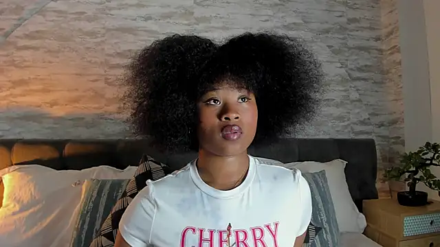 Anneth  M online show from December 3, 2025, 7:35 pm