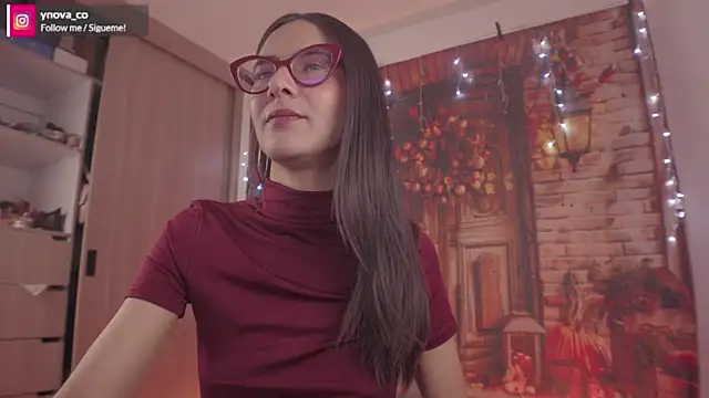 DanyNova Co online show from November 12, 2025, 9:07 pm