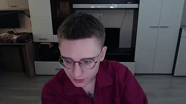 angryzan online show from October 13, 2025, 5:20 am