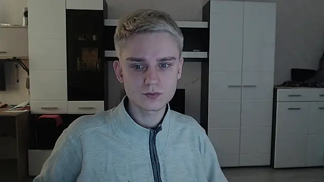 angryzan online show from February 26, 2025, 8:28 am