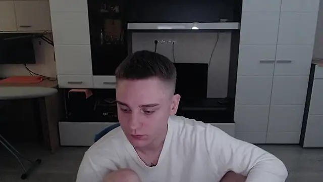 angryzan online show from October 1, 2025, 5:45 am