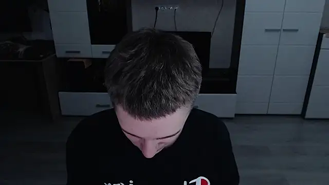 angryzan online show from October 14, 2025, 5:19 am