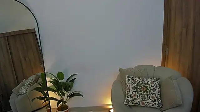 Snapshot of SofiMeza chatting on February 5, 2026, 4:36 pm SofiMeza online show from February 5, 2026, 4:36 pm