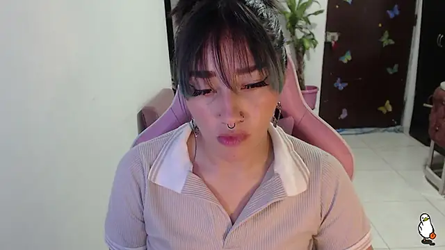 littleangel1 m online show from November 14, 2025, 9:29 pm