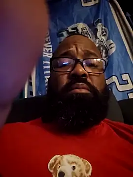 Snapshot of GallowayGooch1085 chatting on February 6, 2026, 2:51 am GallowayGooch1085 online show from February 6, 2026, 2:51 am