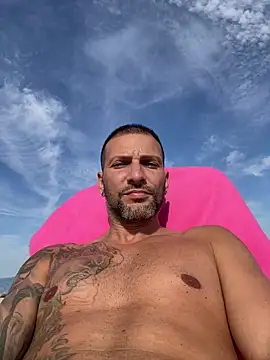 Snapshot of goroasroma90 chatting on October 31, 2025, 7:38 am goroasroma90 online show from October 31, 2025, 7:38 am