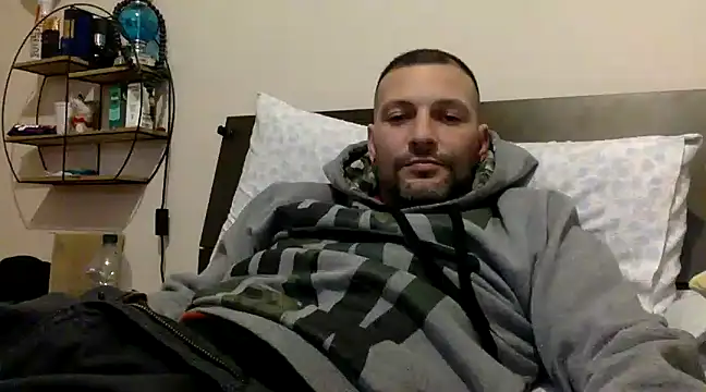 Snapshot of goroasroma90 chatting on March 1, 2025, 4:11 pm goroasroma90 online show from March 1, 2025, 4:11 pm