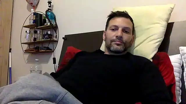 Snapshot of goroasroma90 chatting on April 13, 2026, 6:01 pm goroasroma90 online show from April 13, 2026, 6:01 pm