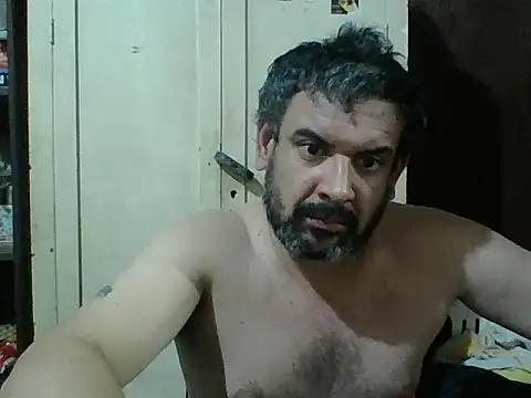 Rodrigo happy online show from October 22, 2025, 3:17 am