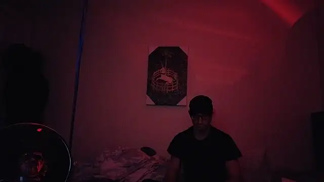 Snapshot of hailzeffn chatting on February 16, 2026, 3:27 am hailzeffn online show from February 16, 2026, 3:27 am