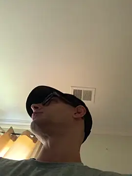 hailzeffn online show from September 11, 2025, 5:13 pm