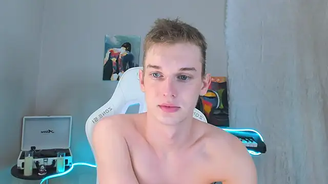 4ever dude online show from February 5, 2025, 3:23 am