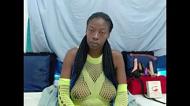 Snapshot of chocolatemix44 chatting on April 11, 2026, 7:56 am chocolatemix44 online show from April 11, 2026, 7:56 am