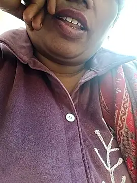 Shoni   online show from January 8, 2026, 9:26 am