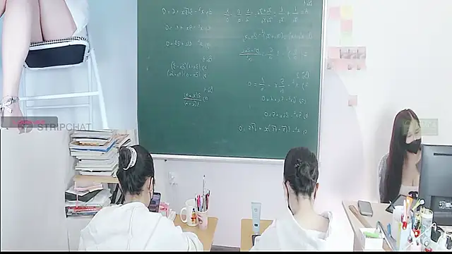  Math  online show from November 20, 2025, 10:49 am