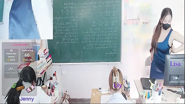 Snapshot of _Math_ chatting on April 12, 2026, 1:58 pm Math online show from April 12, 2026, 1:58 pm