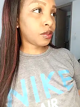 Snapshot of kitty__blackgl chatting on February 3, 2025, 10:25 am kitty blackgl online show from February 3, 2025, 10:25 am