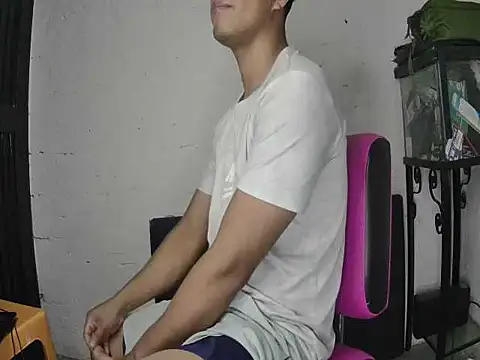 jhonxxx12345 online show from February 4, 2025, 2:07 am