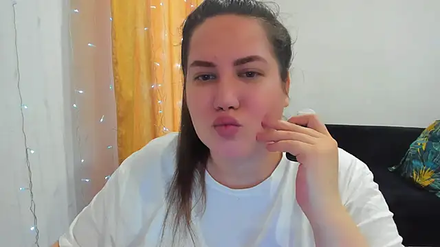 Snapshot of _madalexa_ chatting on February 2, 2026, 1:10 pm madalexa online show from February 2, 2026, 1:10 pm