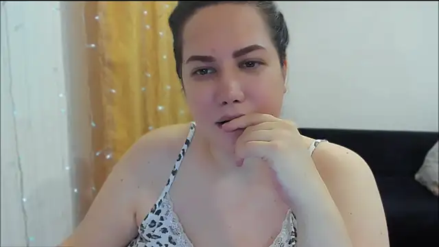  madalexa  online show from July 10, 2026, 9:37 pm