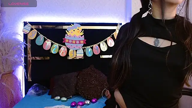 Moon Water   online show from April 4, 2026, 11:28 am