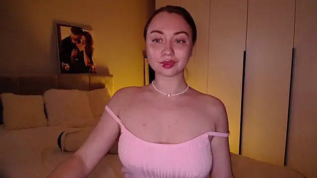 DanielaWisse online show from June 21, 2026, 11:54 pm