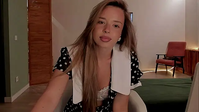 AmeliaBrian online show from July 24, 2026, 11:01 pm