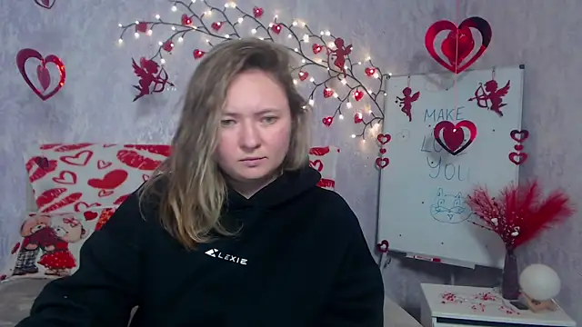 Snapshot of SallyVerda chatting on February 12, 2026, 8:30 pm SallyVerda online show from February 12, 2026, 8:30 pm