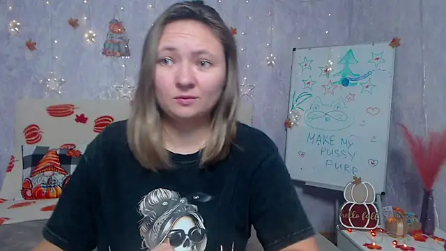 Snapshot of SallyVerda chatting on December 2, 2025, 7:15 pm SallyVerda online show from December 2, 2025, 7:15 pm