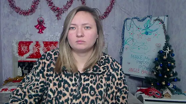 Snapshot of SallyVerda chatting on December 14, 2025, 6:57 pm SallyVerda online show from December 14, 2025, 6:57 pm