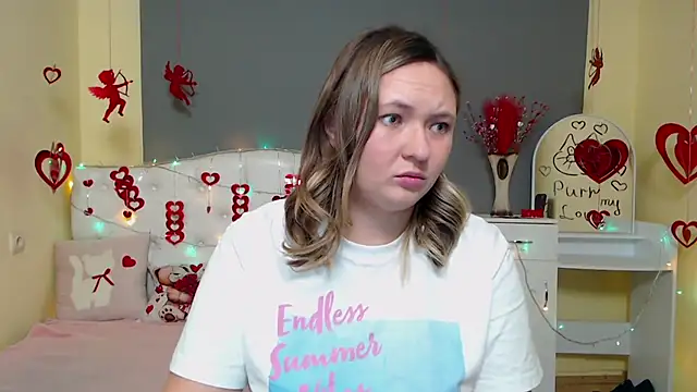 Snapshot of SallyVerda chatting on February 9, 2026, 6:39 pm SallyVerda online show from February 9, 2026, 6:39 pm