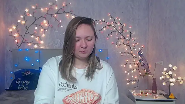 SallyVerda online show from April 18, 2026, 6:05 am