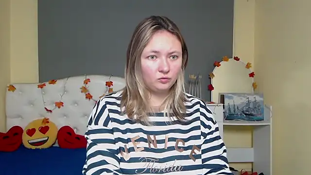 Snapshot of SallyVerda chatting on November 14, 2025, 6:33 pm SallyVerda online show from November 14, 2025, 6:33 pm