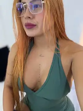 Snapshot of Amber_Martins_ chatting on February 3, 2026, 11:21 pm Amber Martins online show from February 3, 2026, 11:21 pm