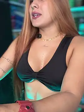 Snapshot of Amber_Martins_ chatting on March 10, 2025, 3:52 pm Amber Martins online show from March 10, 2025, 3:52 pm