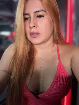 Snapshot of Amber_Martins_ chatting on March 19, 2025, 6:34 pm Amber Martins online show from March 19, 2025, 6:34 pm