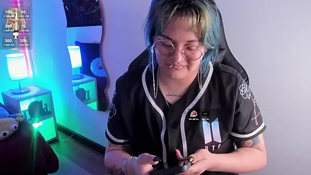 lucky-leah online show from March 28, 2026, 4:02 am