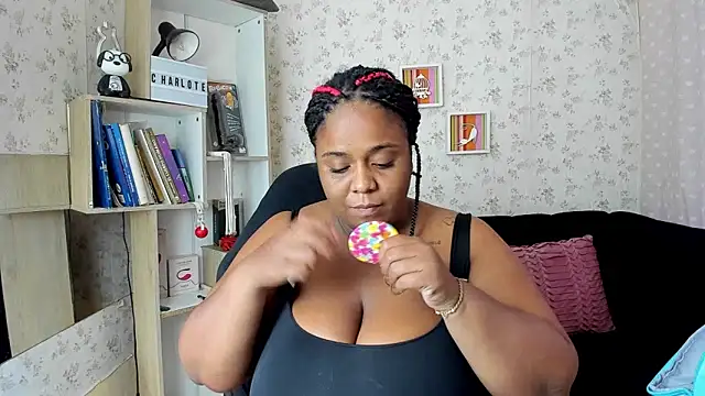 Snapshot of bbw_charlote chatting on September 15, 2025, 12:16 pm bbw charlote online show from September 15, 2025, 12:16 pm